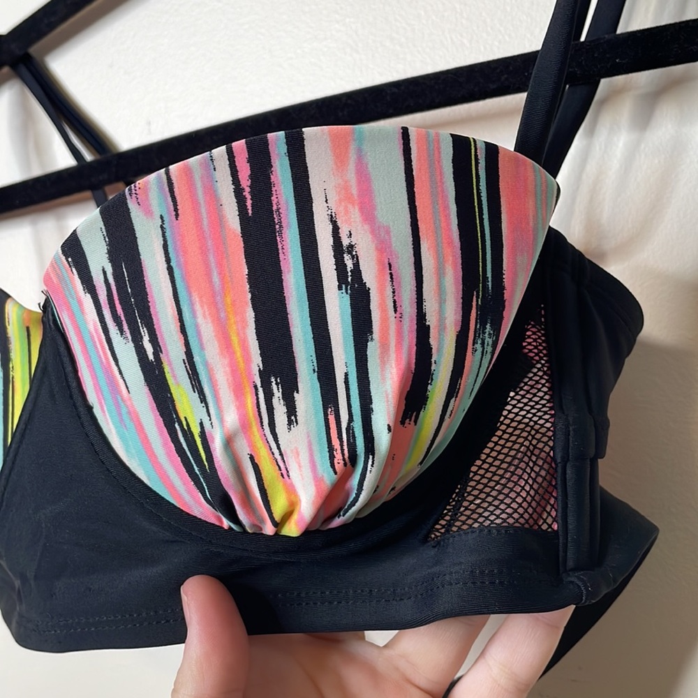 Multicolored bikini swim top - Picture 2 of 3